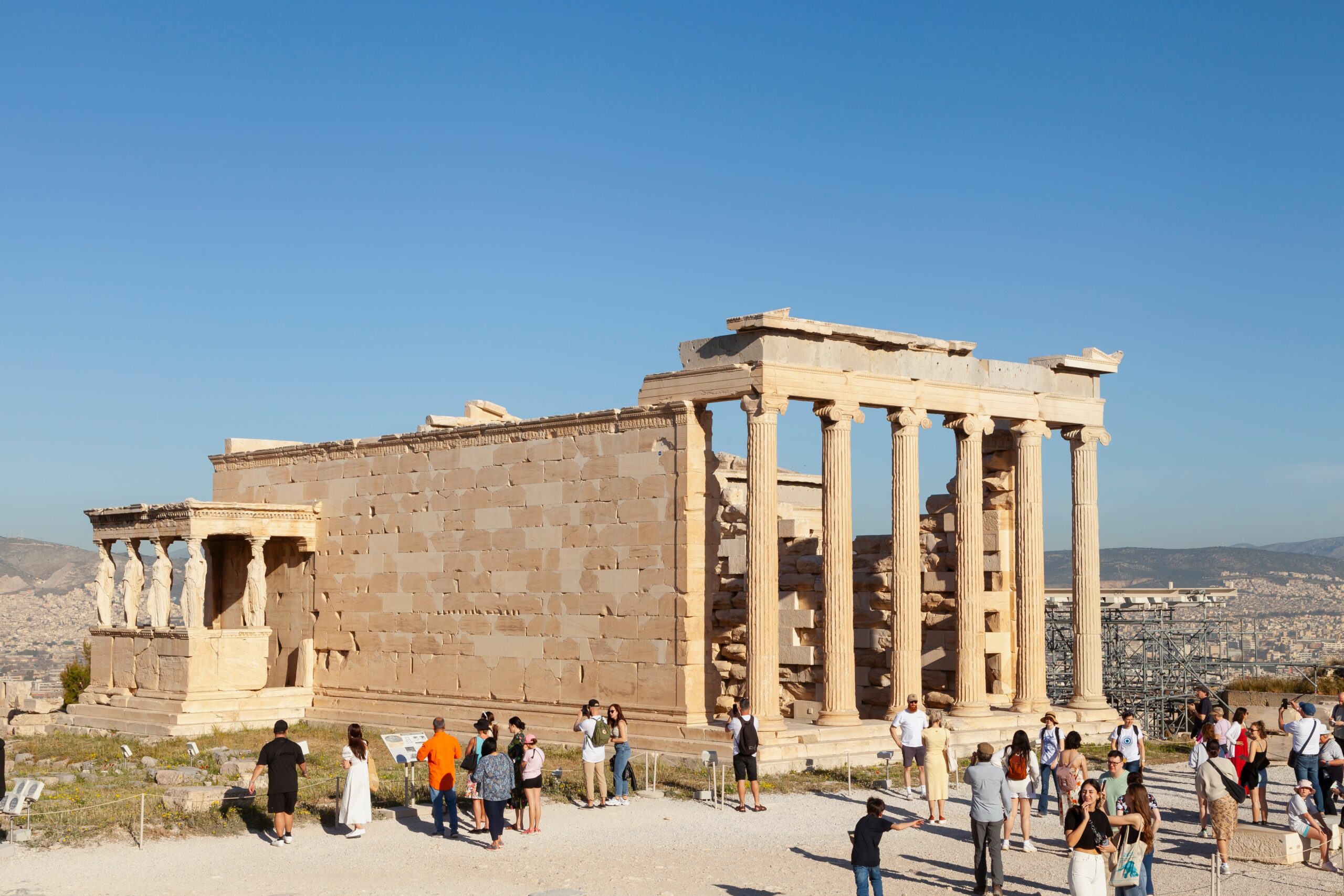 Athenas,,Greece,-,April,5,,2024:,Tourists,Surround,And,Admire