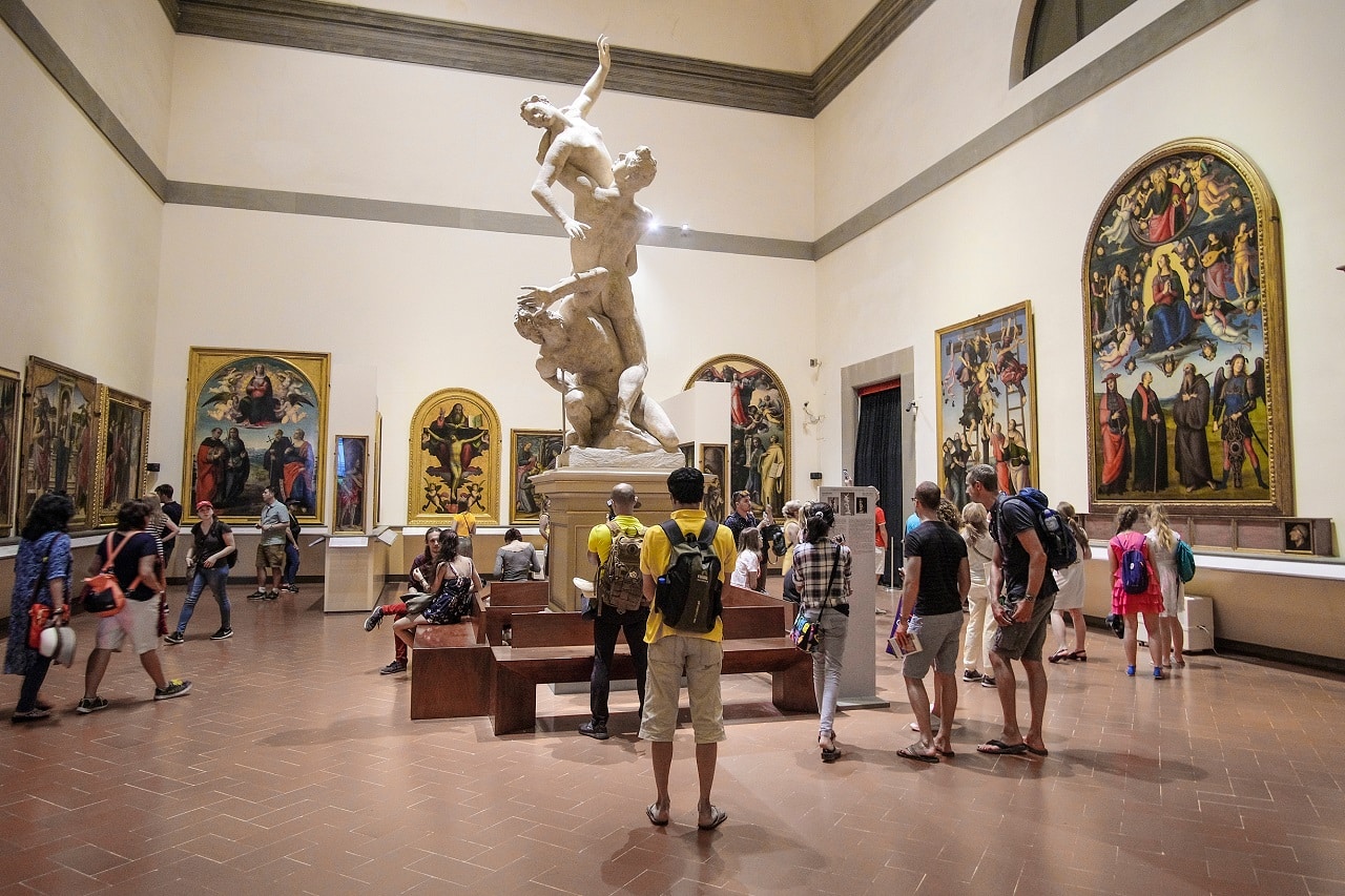 Florence,,Italy,-,June,,3,,2018:,Visitors,In,A,Museum