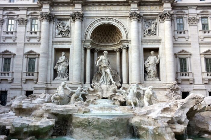 Rome-Trevi-fountain