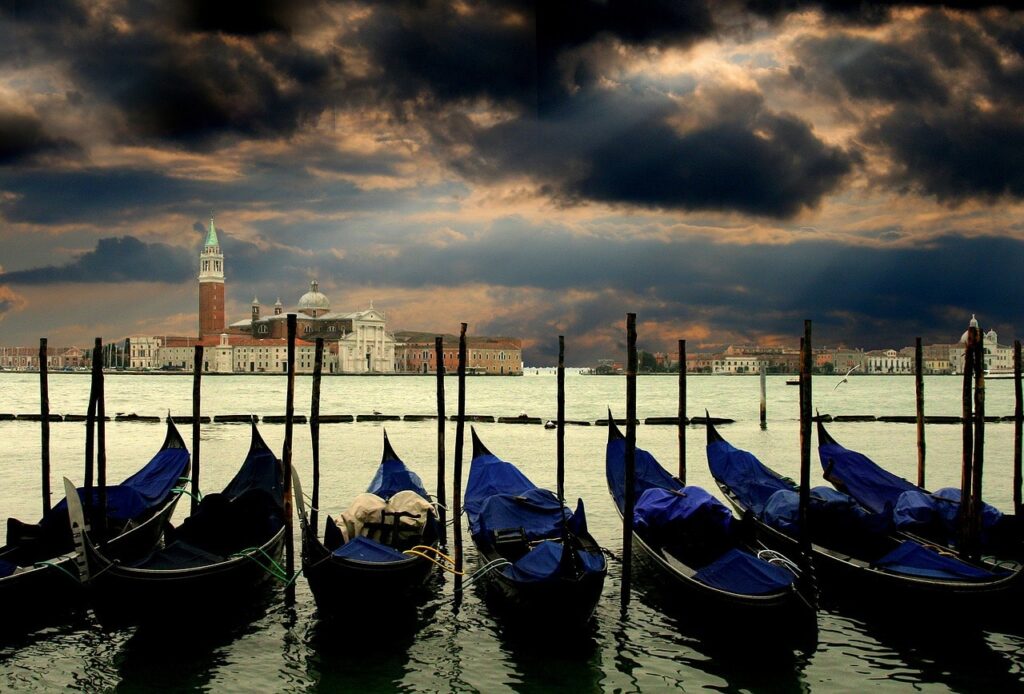 Do's and Don'ts In Venice