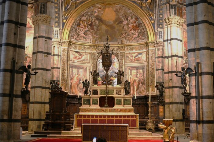 Siena Guided Tour with Cathedral and Optional Crypt and Museum