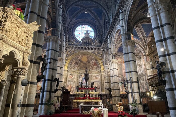 Siena Guided Tour with Cathedral and Optional Crypt and Museum