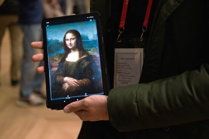 Paris: Masterpieces of the Louvre Tour with Pre-reserved Tickets