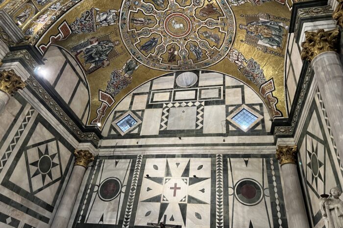 Florence Cathedral indoors 2