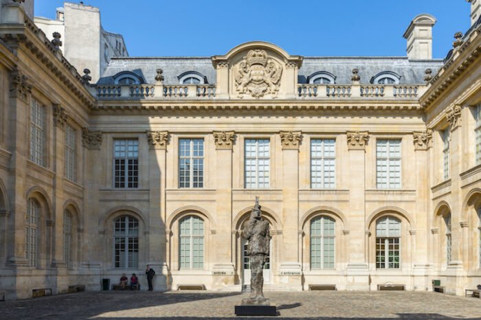 Paris: Jewish History Guided Tour In Marais