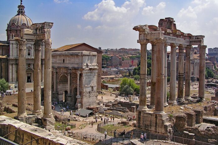 Rome: Colosseum, Roman Forum, Palatine Hill Guided Tour