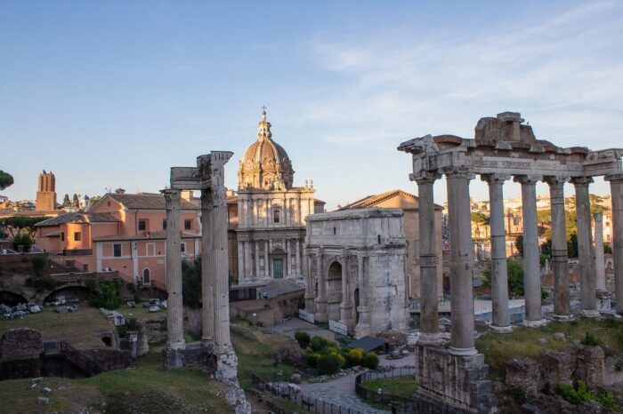 Rome: Colosseum, Roman Forum, Palatine Hill Guided Tour
