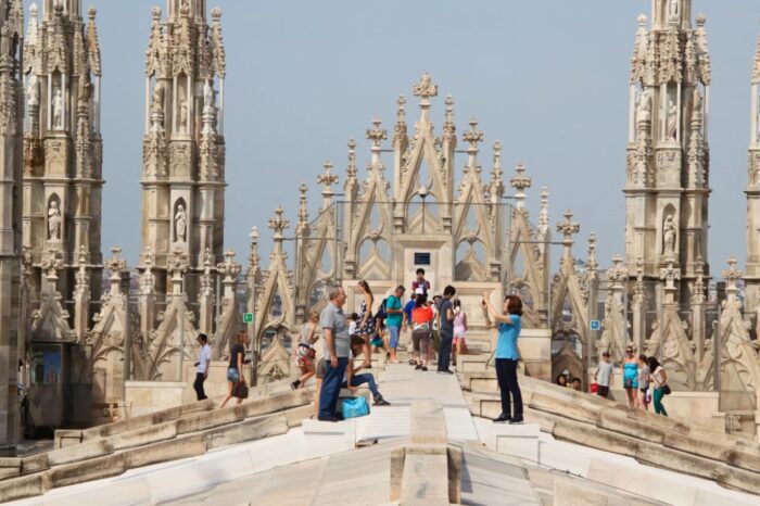 Milan: Historical Highlights Tour with Duomo and Optional Terrace Lift