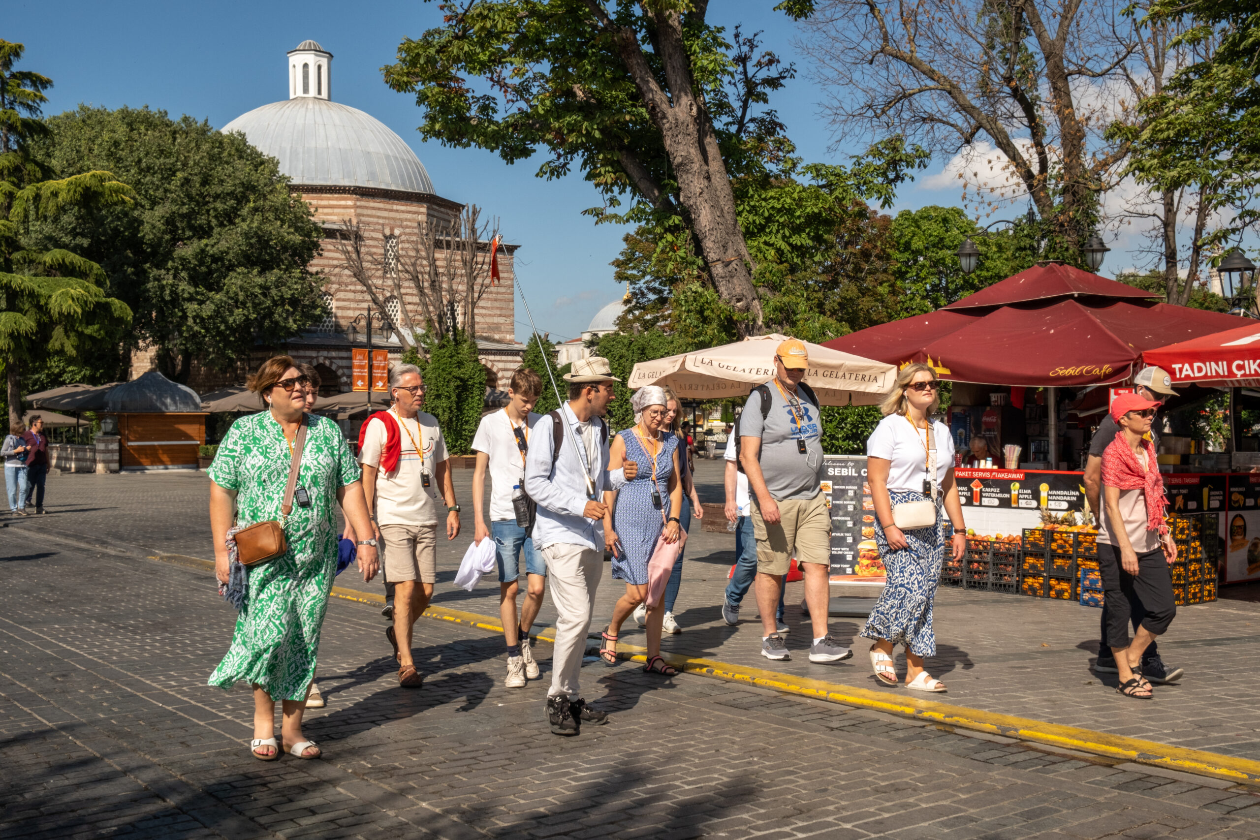 Istanbul_Sultanahmet_Outside_1