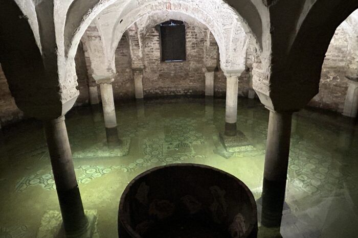 Ravenna: Highlights and Mosaics Guided Tour with Tickets