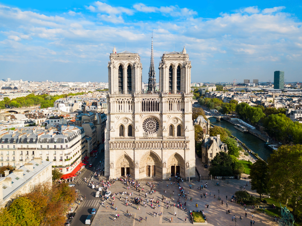 Notre,Dame,De,Paris,Or,Notre-dame,Cathedral,Is,A,Medieval