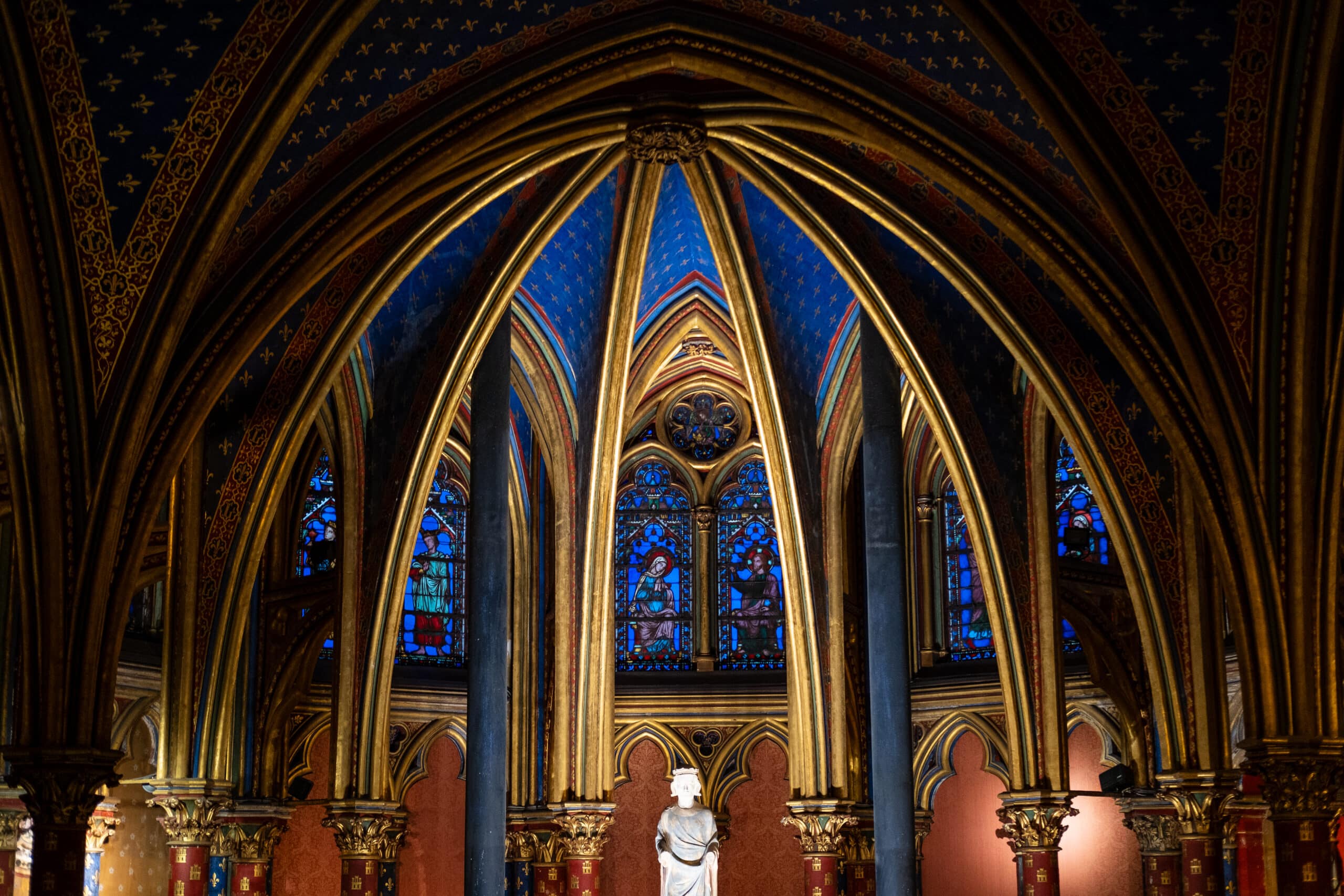 Paris_Saint_Chapelle_Interior_5
