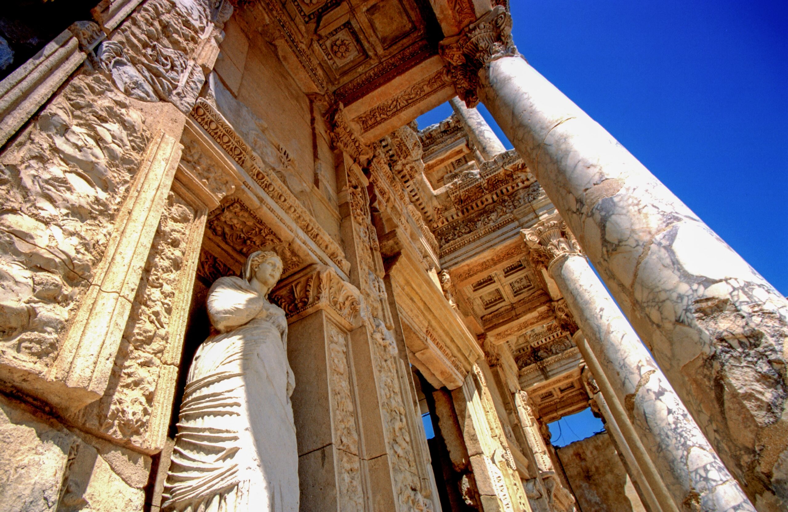 Ephesos,turkey.,Celsus,Library.,Ancient,Roman,Building,Located,In,The,Archaeological