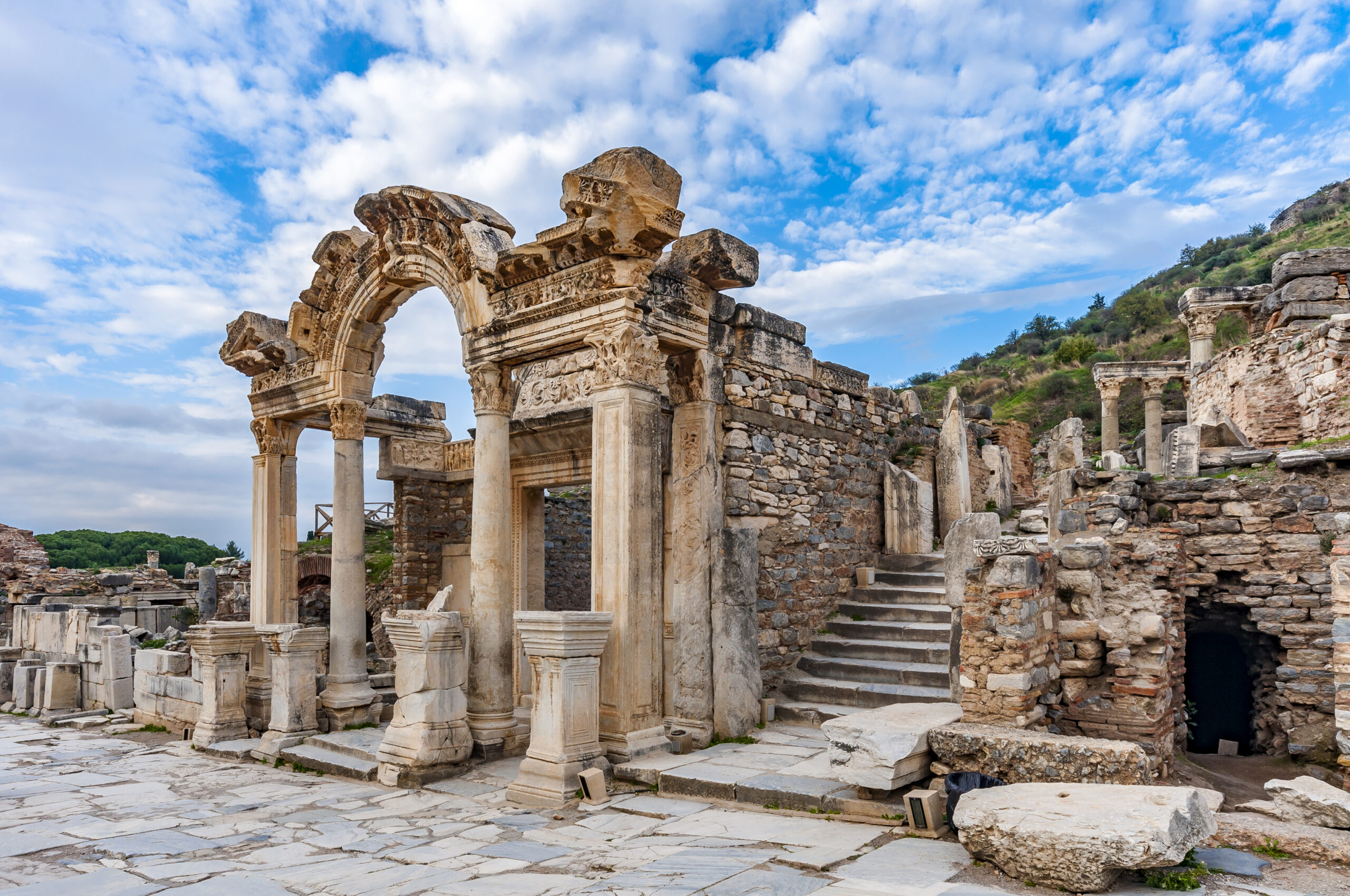 The,Hadrian,Temple,Of,Ephesus,Ancient,City