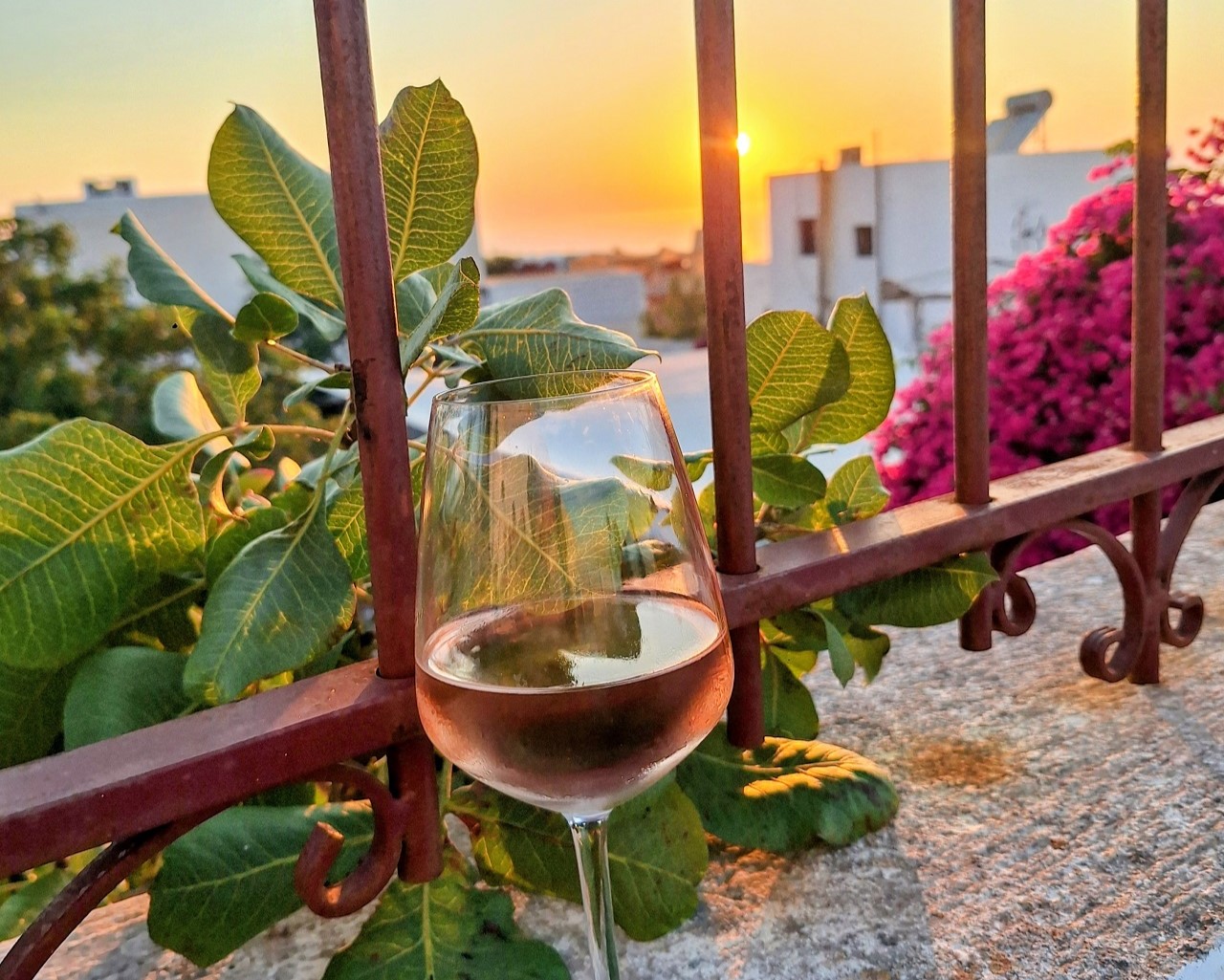 Santorini_Oia_ArtWalk_16
