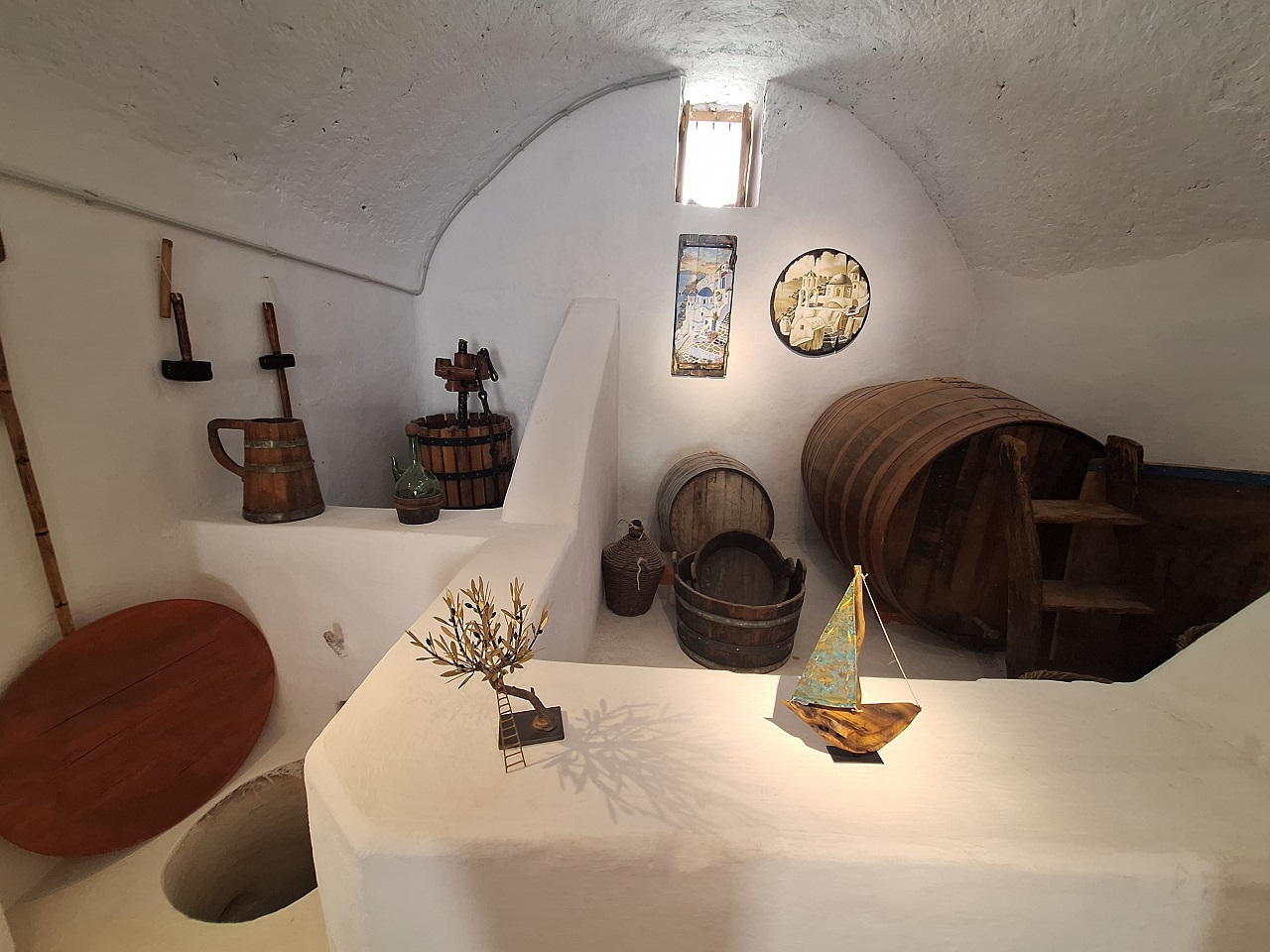 Santorini_Oia_ArtWalk_7