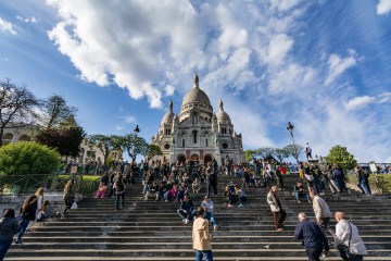 Paris: Sacré-Coeur and Montmartre Guided Walking Tour